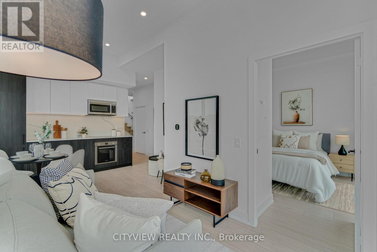 Apartment at PH5 - 500 DUPONT STREET, Toronto