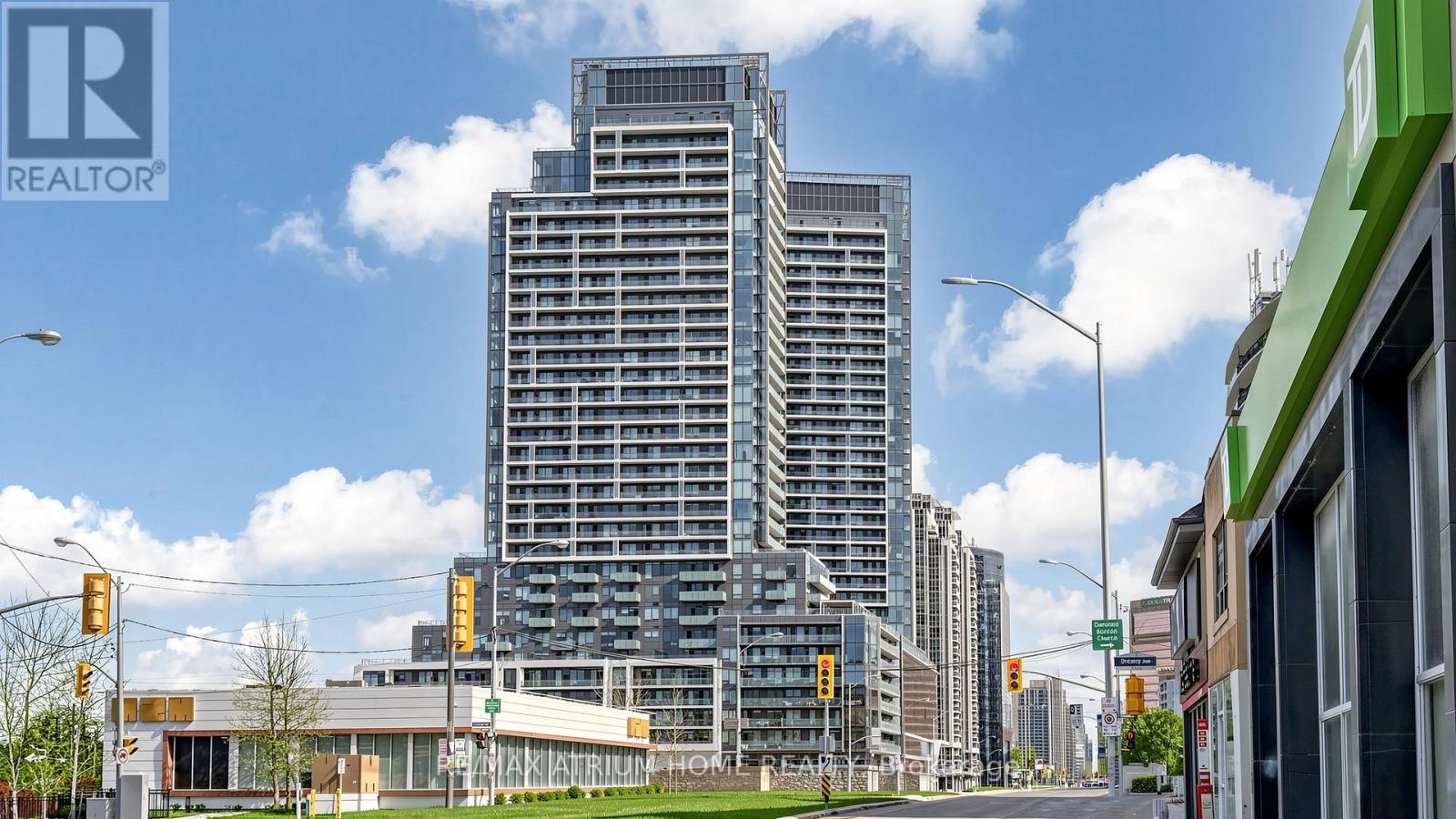 Apartment at 1001 - 7 GOLDEN LION HEIGHTS, Toronto (Newtonbrook East)