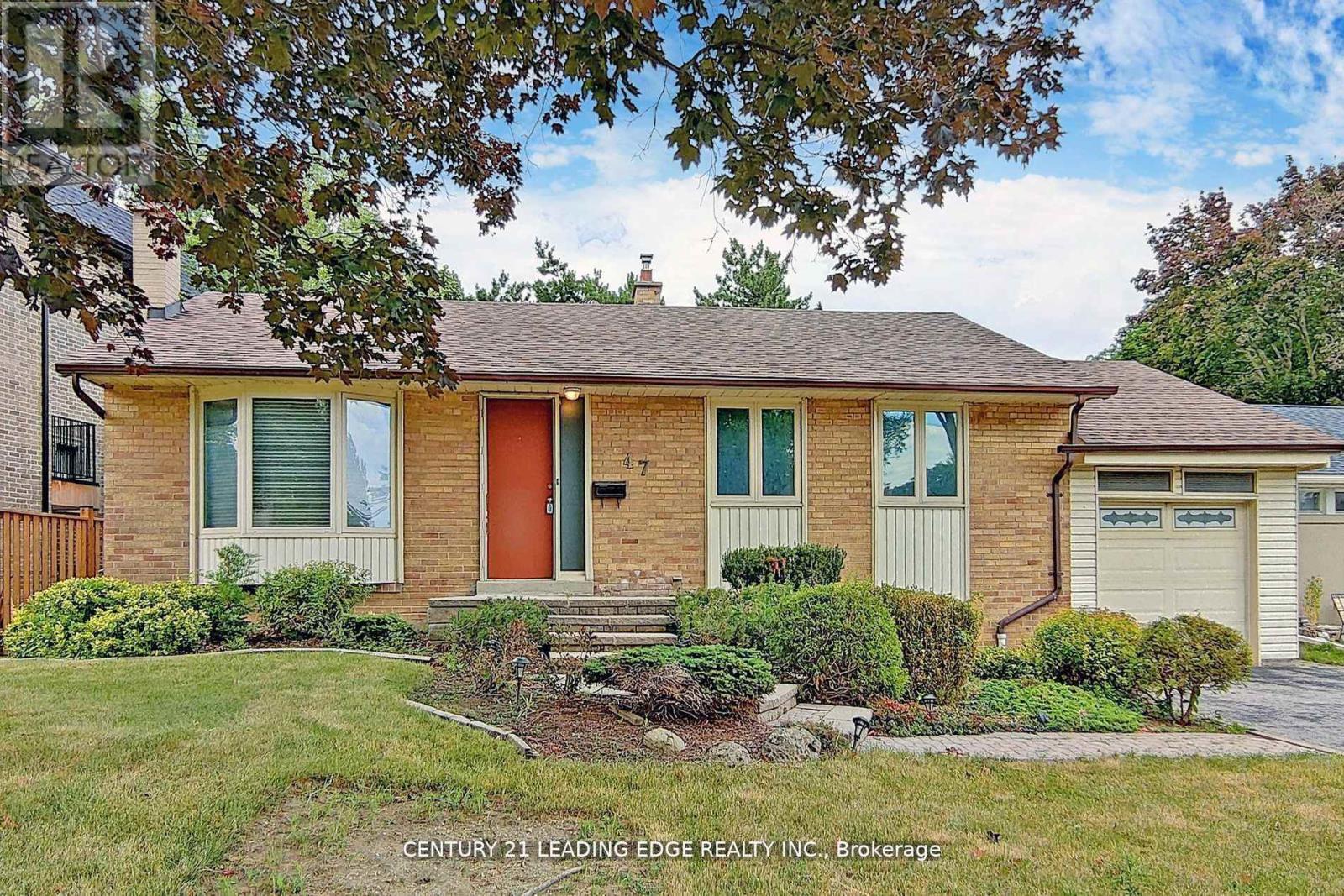 Detached at BSMT - 47 SOUTHWELL DRIVE, Toronto (Banbury-Don Mills)