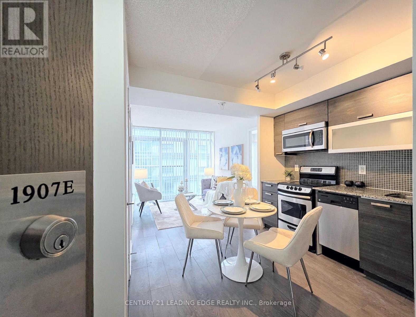 Apartment at 1907E - 36 LISGAR STREET, Toronto (Little Portugal)