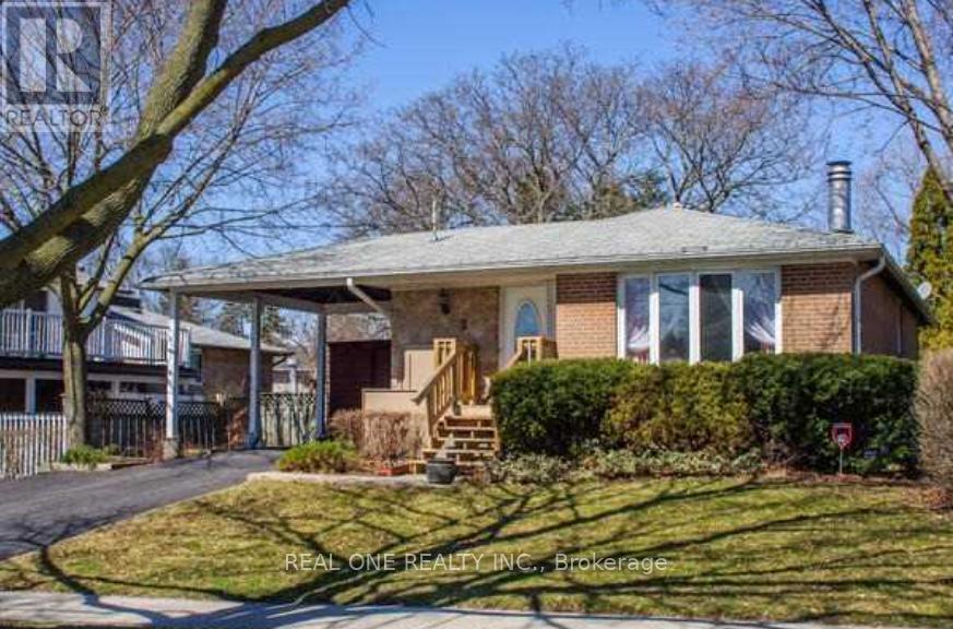 Detached at LOWER - 3 GLENTWORTH ROAD, Toronto (Don Valley Village)