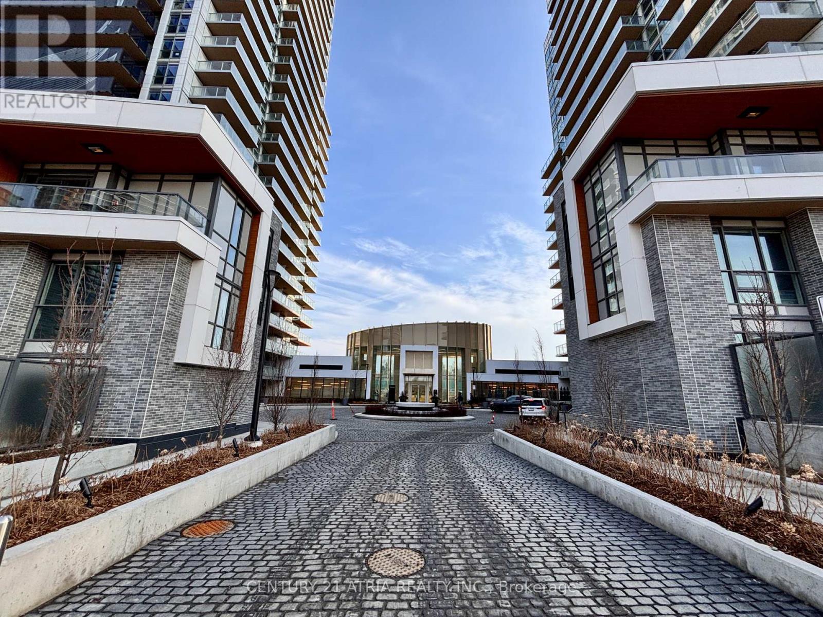 Apartment at 1211 - 27 MCMAHON DRIVE, Toronto (Bayview Village)