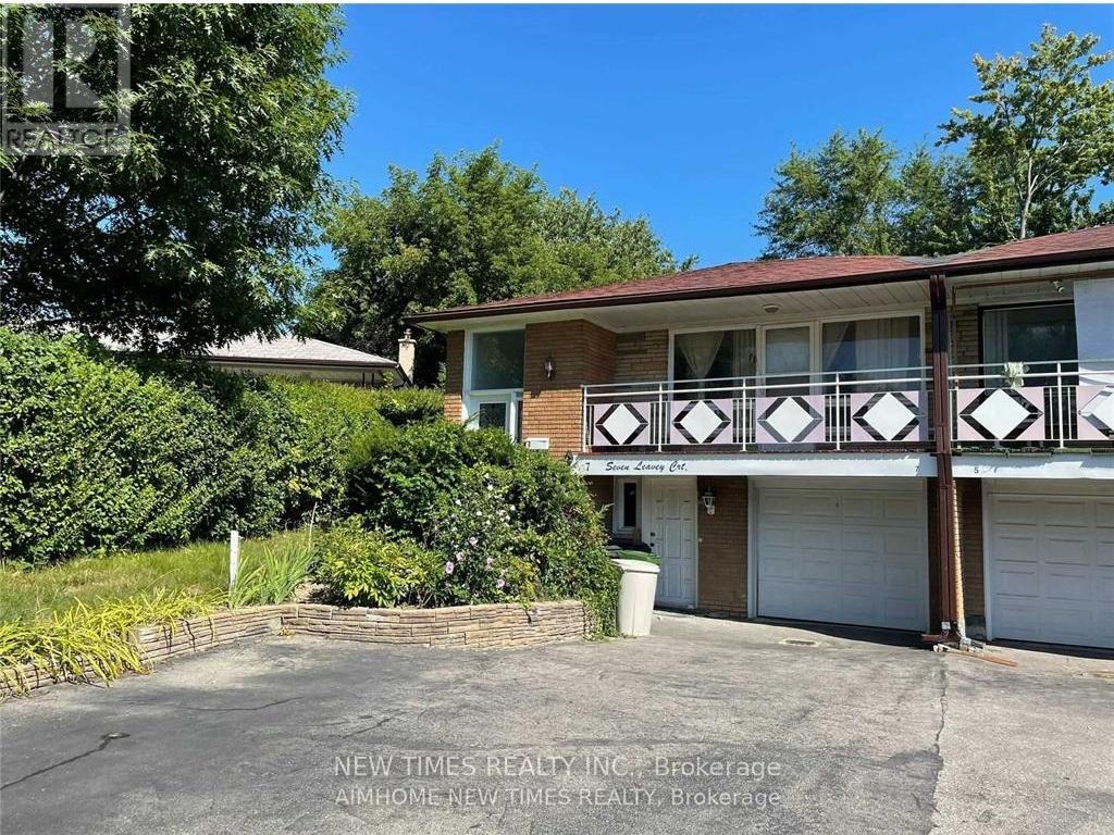 Semi-Detached/Link at UPPER - 7 LEAVEY COURT, Toronto (Bayview Woods-Steeles)