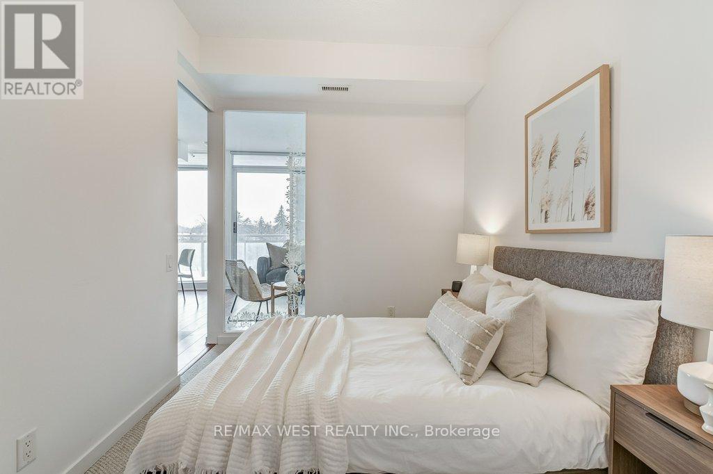 Apartment at 501 - 30 CANTERBURY PLACE, Toronto