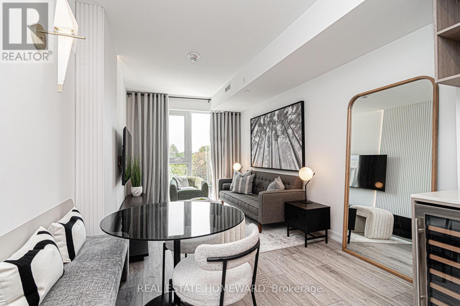 Apartment at 502 - 2020 BATHURST STREET, Toronto (Humewood-Cedarvale)