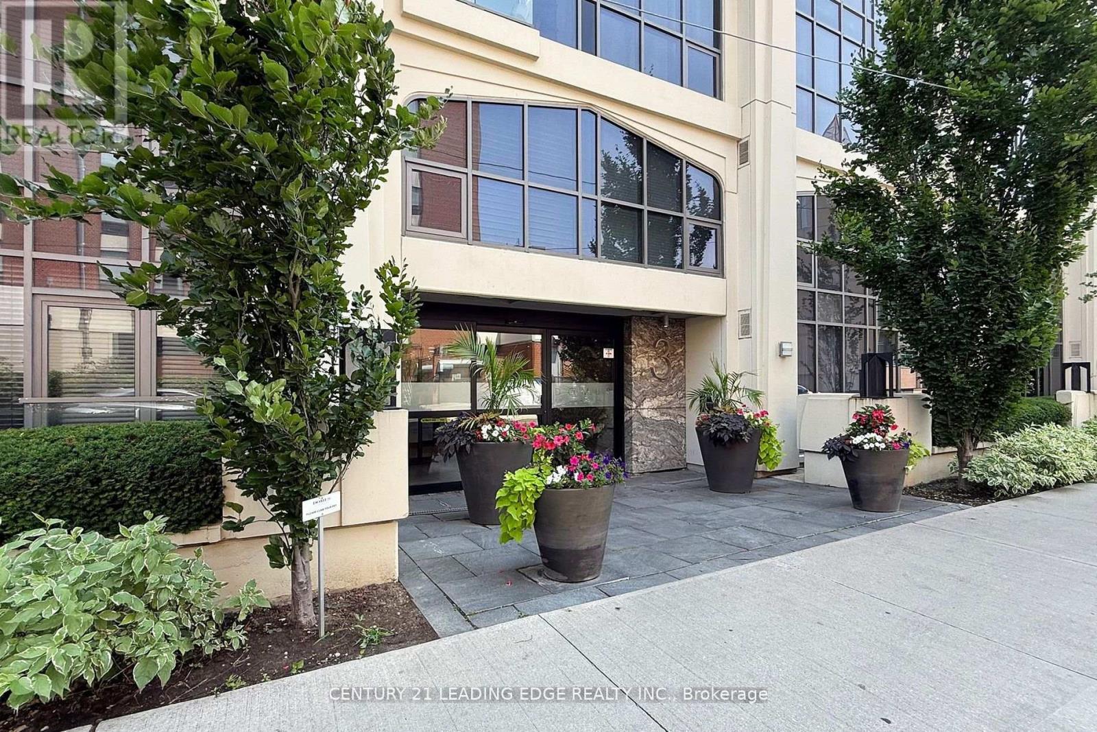 Apartment at 502 - 3 MCALPINE STREET, Toronto (Annex)