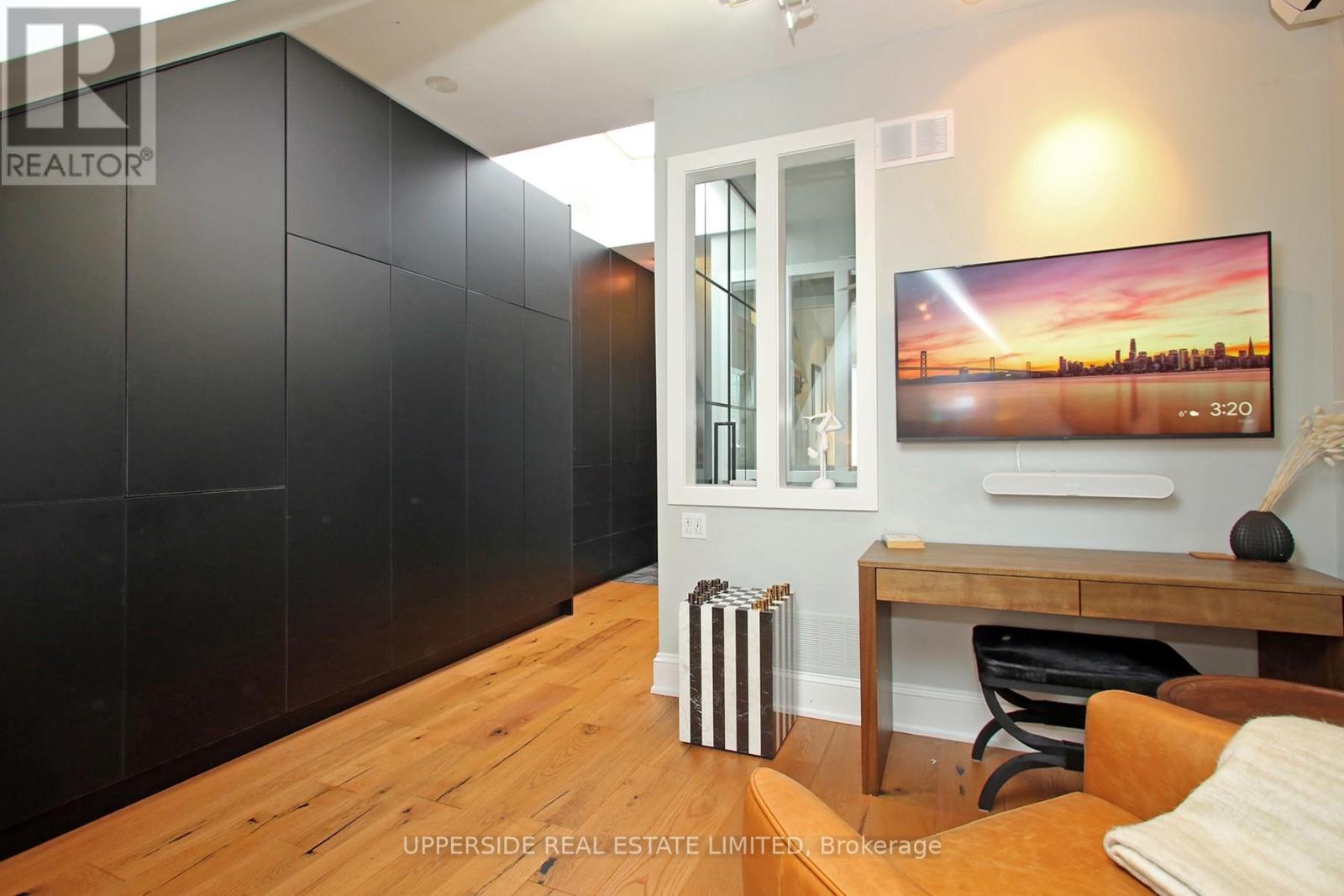 Townhouse at 153 COLLIER STREET, Toronto