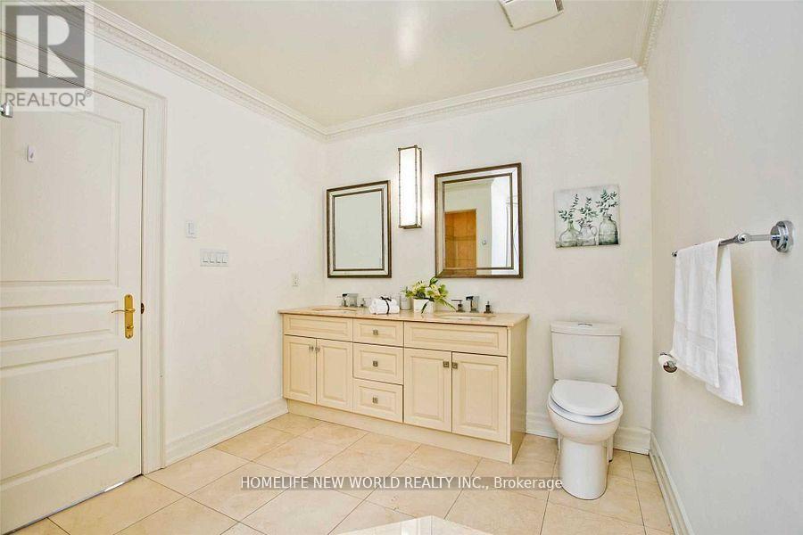 Detached at 7 ROSLIN AVENUE, Toronto