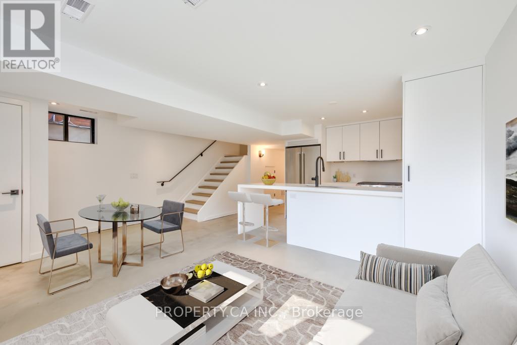 Detached at LOWER - 572 PALMERSTON AVENUE, Toronto (Annex)