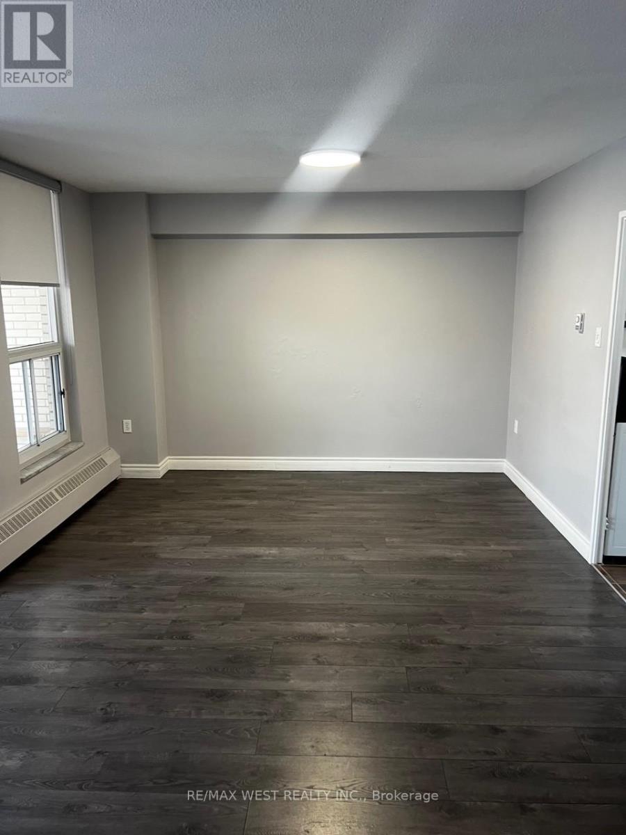 Apartment at 202 - 130 NEPTUNE DRIVE, Toronto