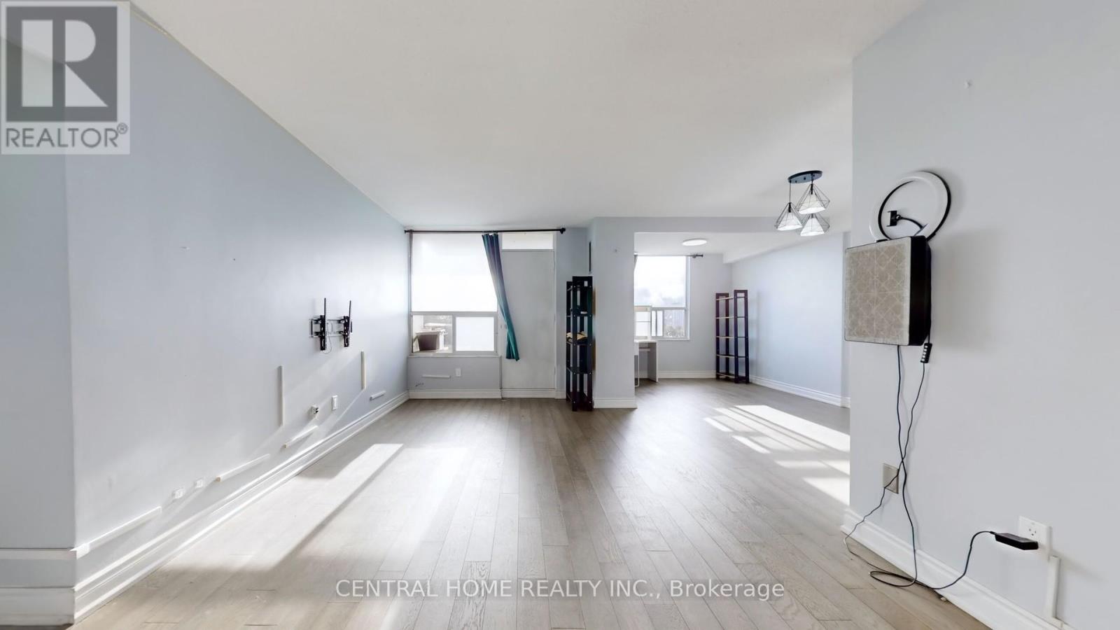 Apartment at 715 - 5 SHADY GOLFWAY, Toronto (Flemingdon Park)