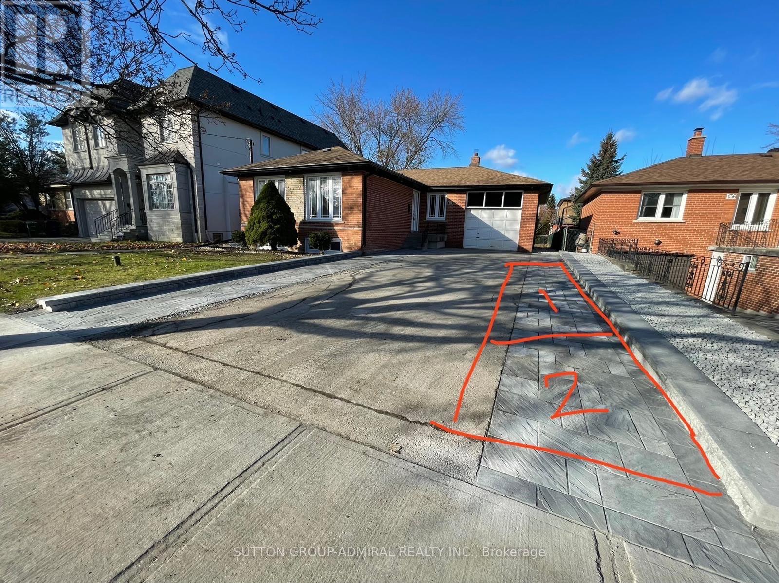 Detached at BSMT - 138 GOULDING AVENUE, Toronto
