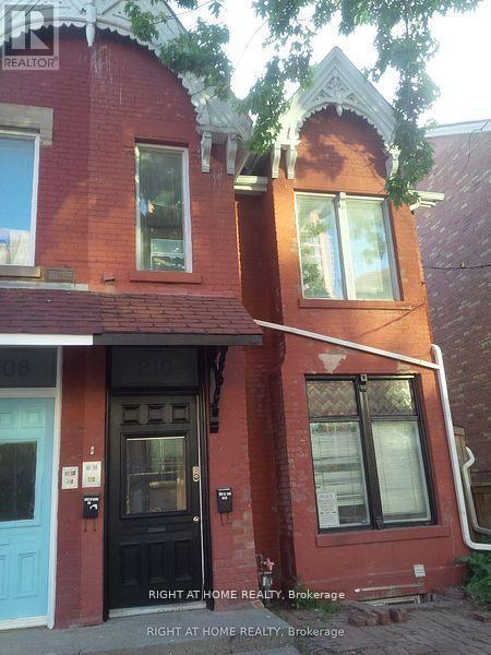 Multiplex at UNIT 2 - 210 MCCAUL STREET, Toronto (University)