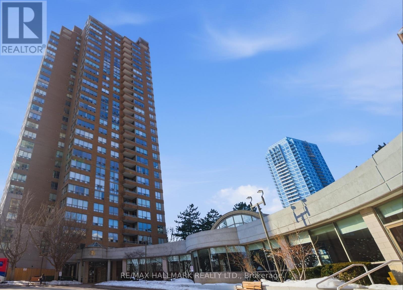 Apartment at 2002 - 215 WYNFORD DRIVE, Toronto (Flemingdon Park)