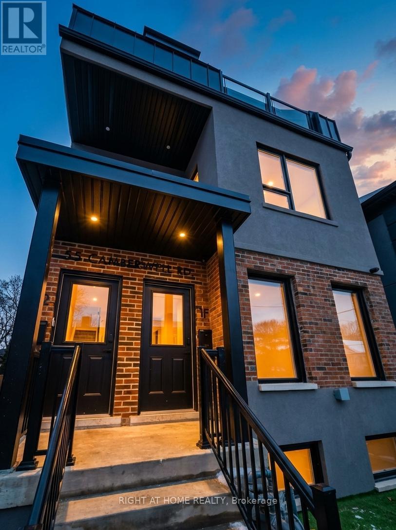Multiplex at 1R - 55 CAMBERWELL ROAD, Toronto (Humewood-Cedarvale)