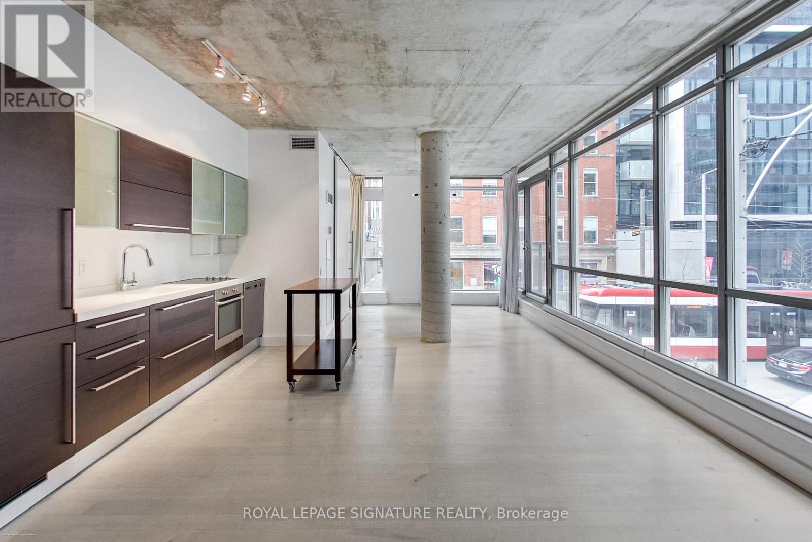 Apartment at 204 - 36 CHARLOTTE STREET, Toronto (Waterfront Communities)