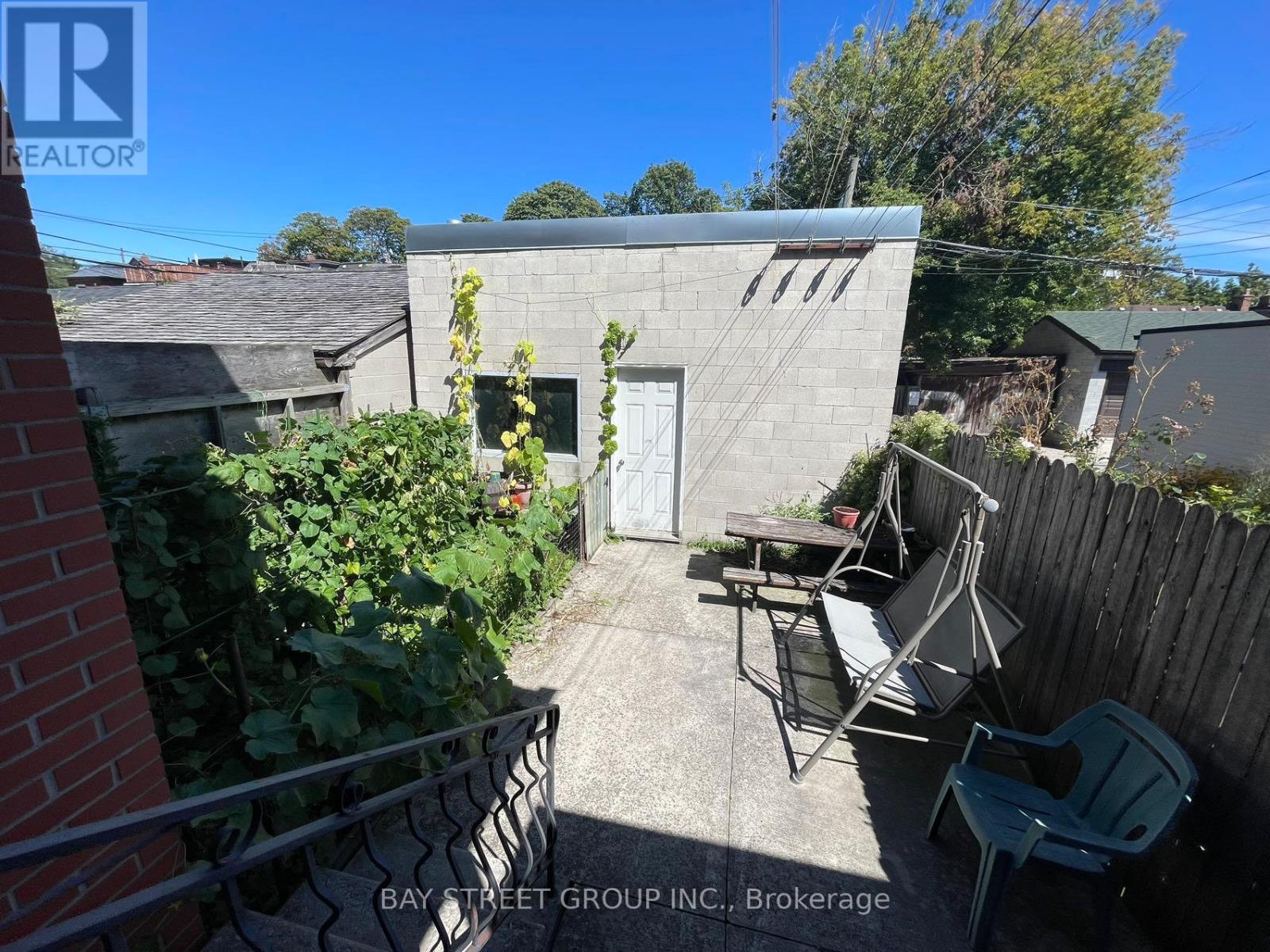 Detached at 543 CRAWFORD STREET, Toronto