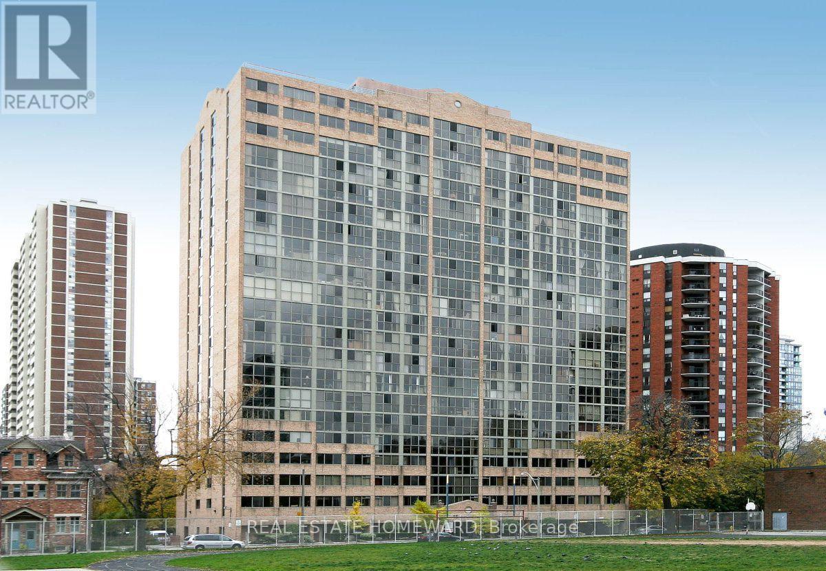 Apartment at 1609 - 15 MAITLAND PLACE, Toronto (Cabbagetown-South St. James Town)