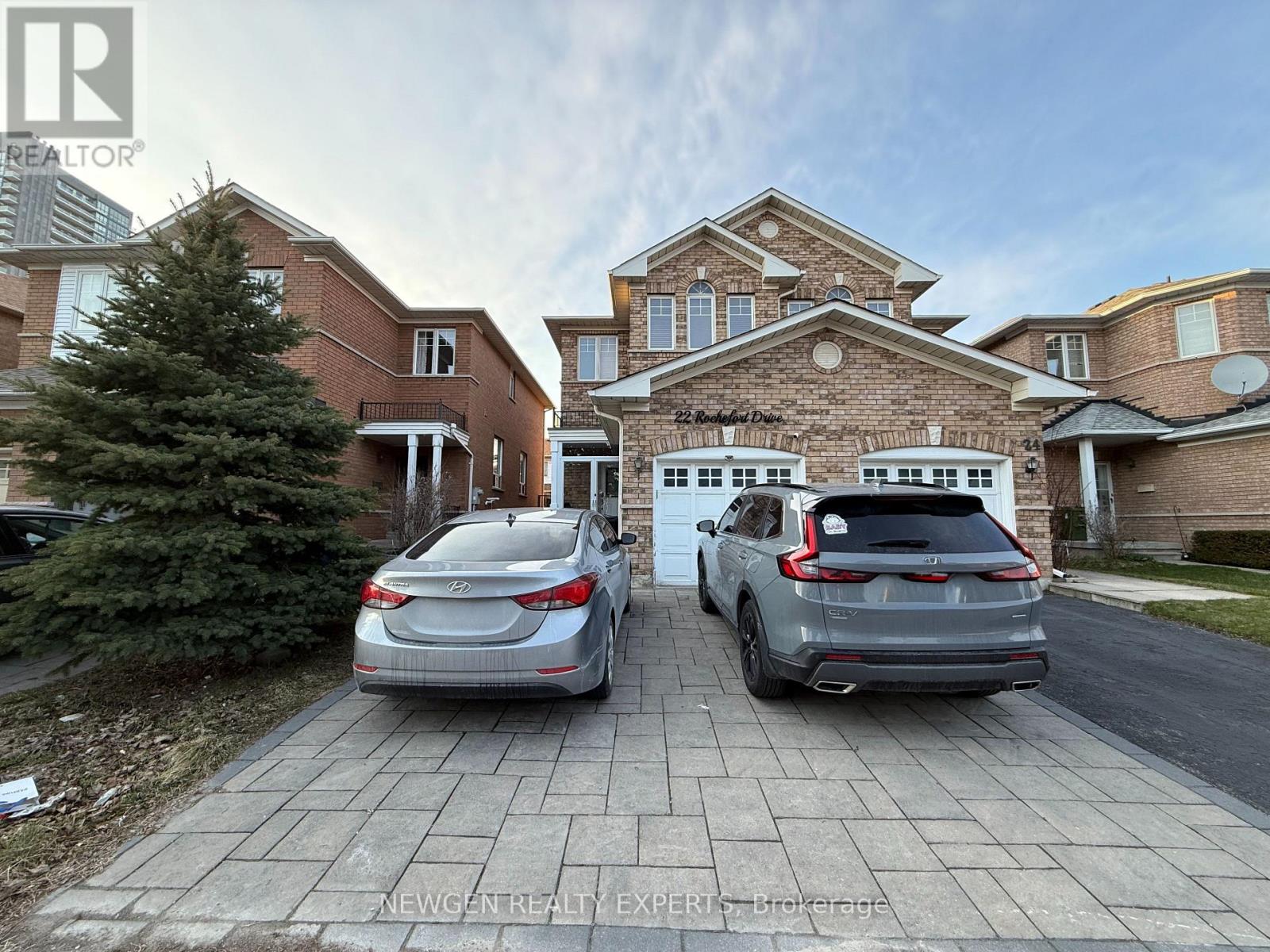 Semi-Detached/Link at 22 ROCHEFORT DRIVE, Toronto (Flemingdon Park)