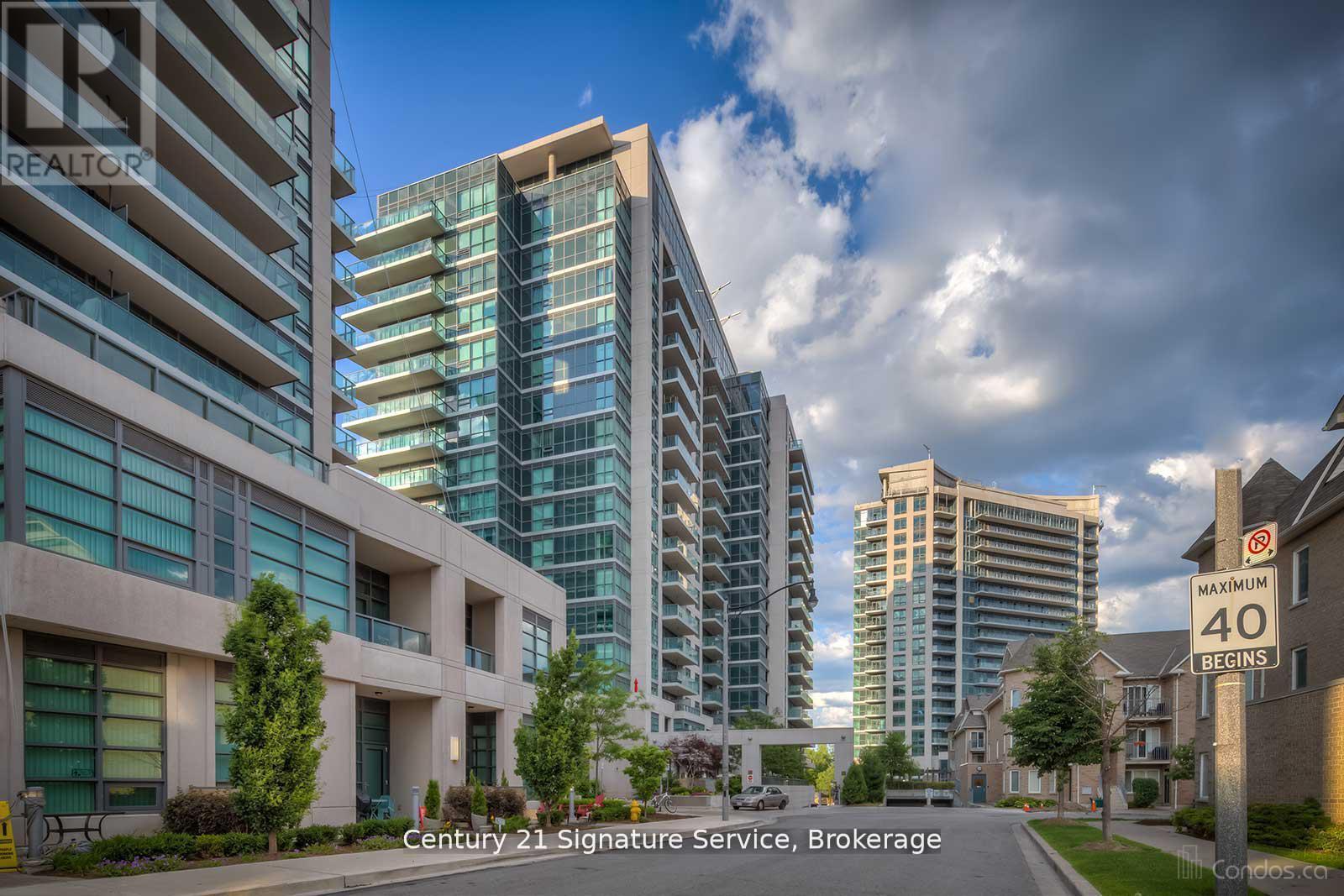Apartment at PH18 - 35 BRIAN PECK CRESCENT, Toronto (Thorncliffe Park)