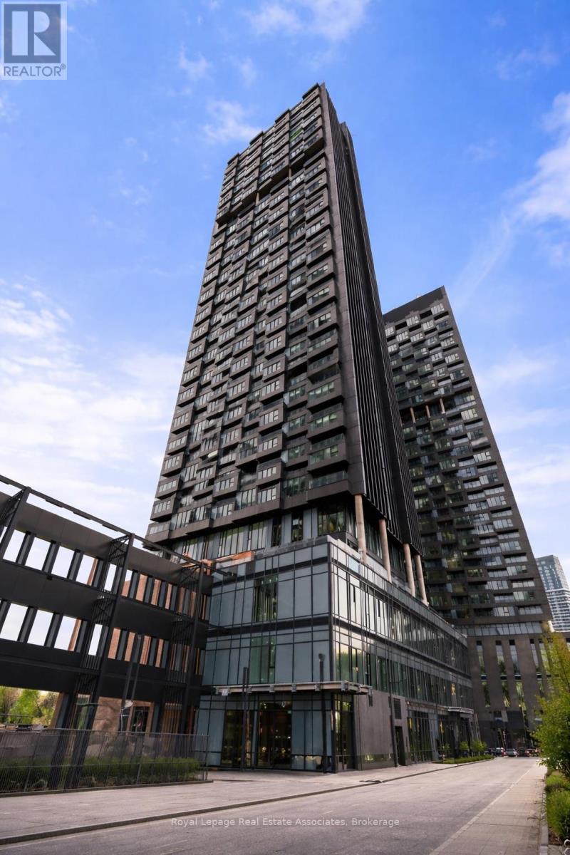Apartment at 1004 - 1 QUARRINGTON LANE, Toronto (Banbury-Don Mills)