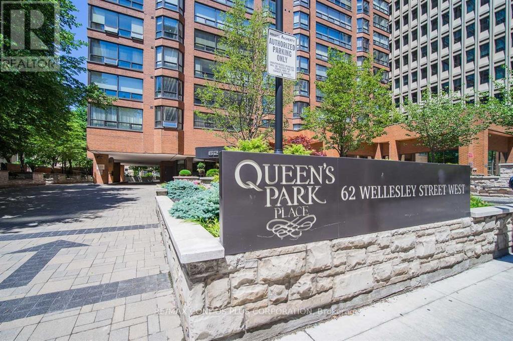 Apartment at 803 - 62 WELLESLEY STREET W, Toronto (Bay Street Corridor)