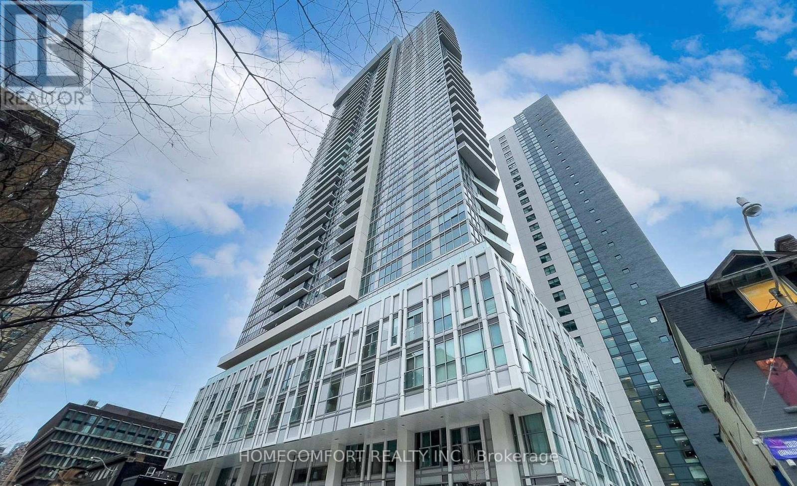 Apartment at 404 - 77 MUTUAL STREET, Toronto (Moss Park)