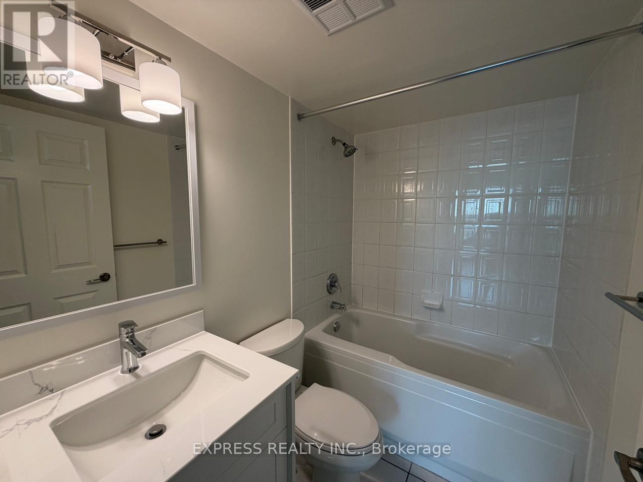 Apartment at 1701 - 8 HILLCREST AVENUE, Toronto (Willowdale East)
