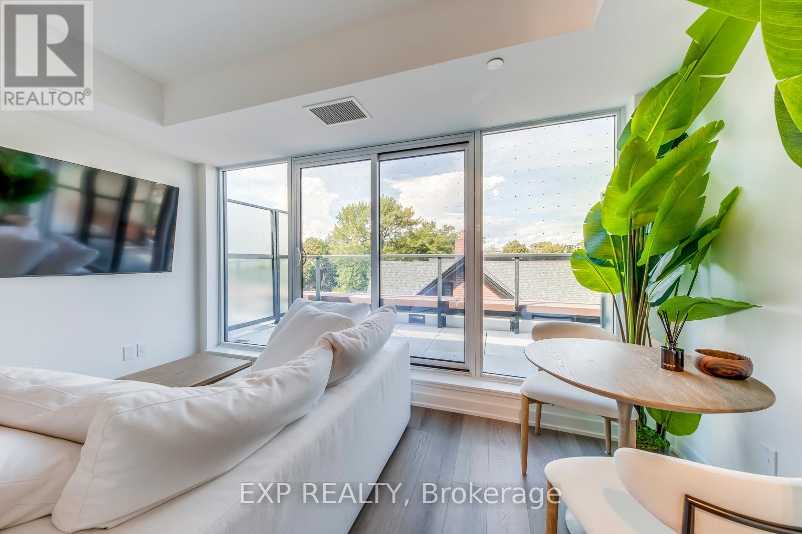 Apartment at 415 - 5 LAKEVIEW AVENUE, Toronto (Trinity-Bellwoods)