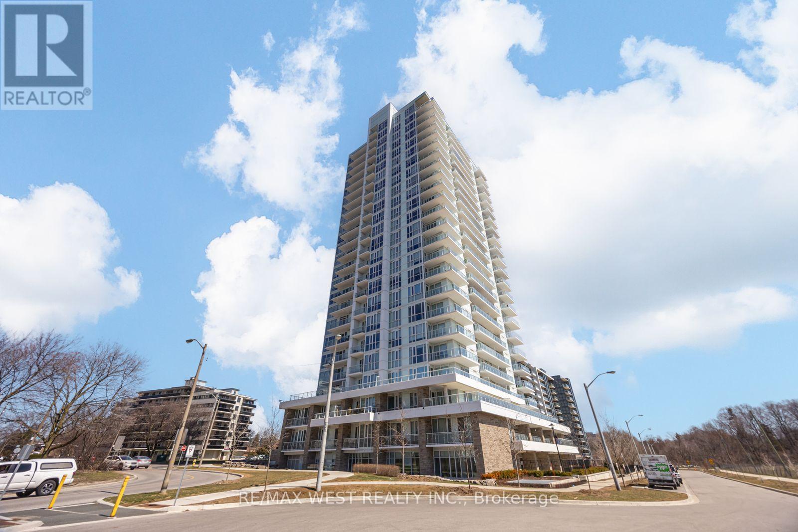 Apartment at 2406 - 10 DEERLICK COURT, Toronto (Parkwoods-Donalda)