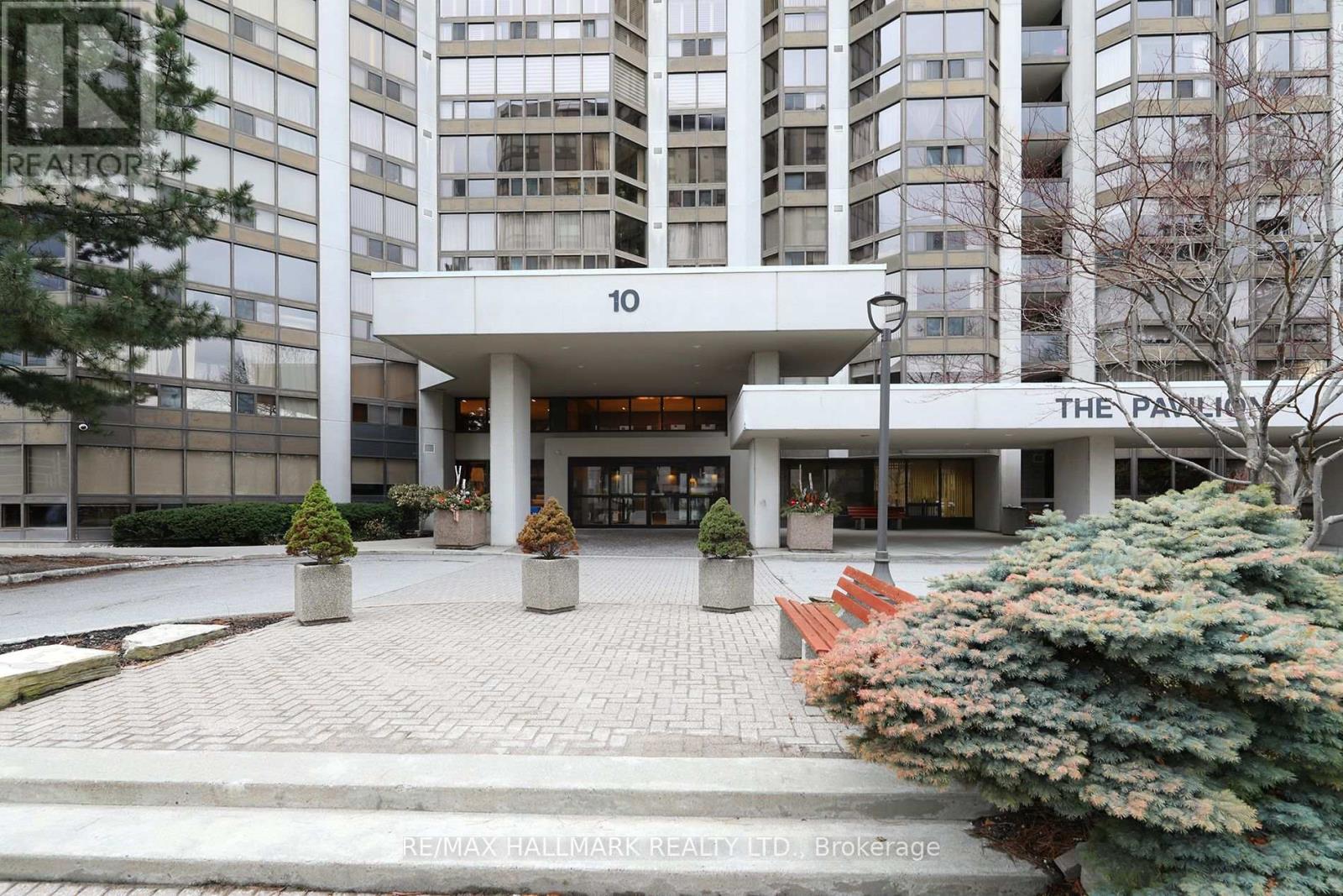 Apartment at 1704 - 10 KENNETH AVENUE, Toronto