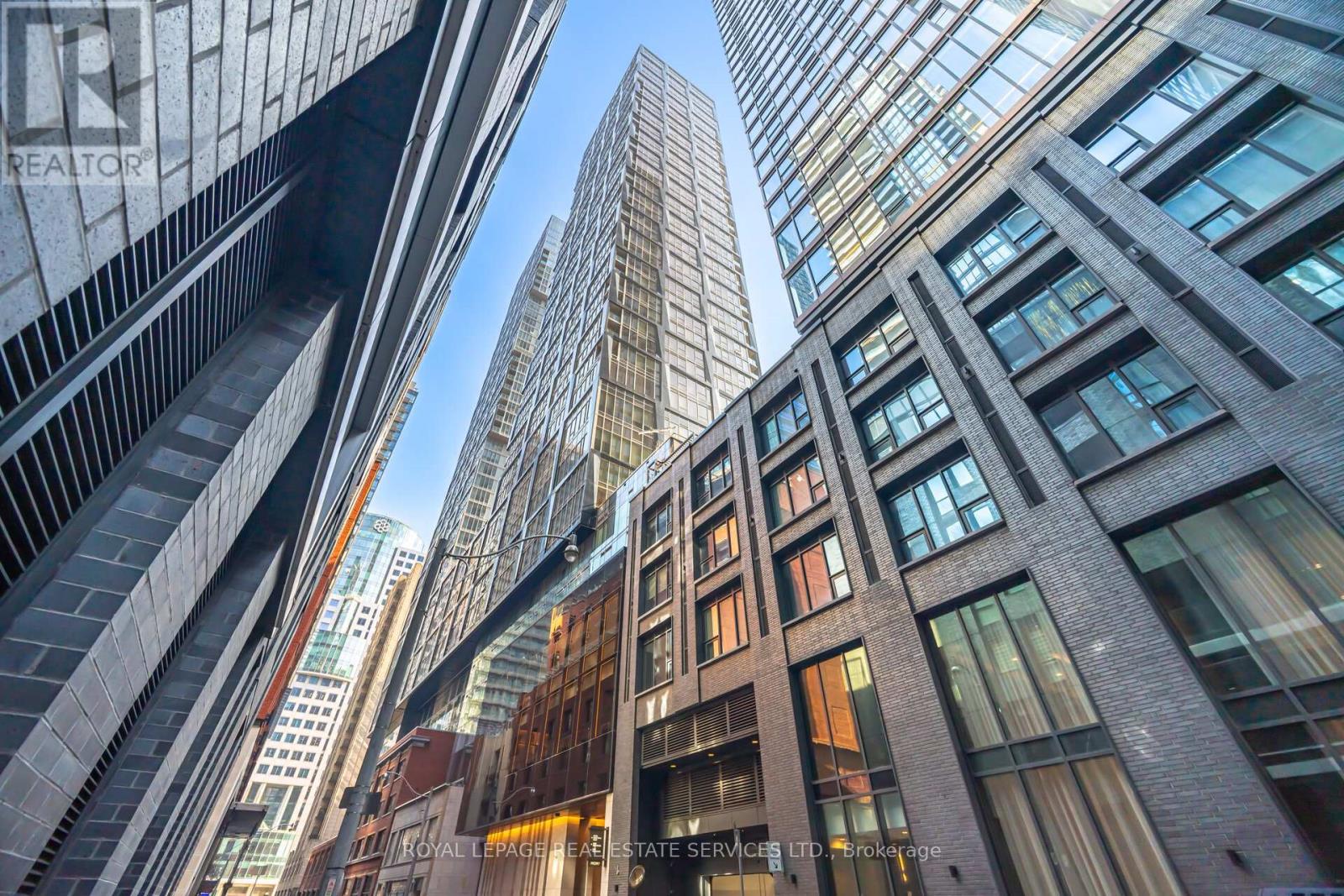 Apartment at 2316 - 35 MERCER STREET, Toronto (Waterfront Communities)