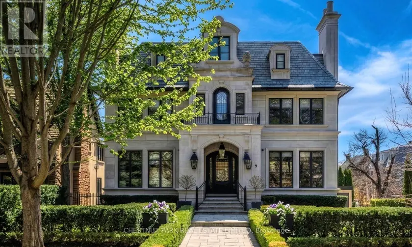 Detached at 9 DEWBOURNE AVENUE, Toronto