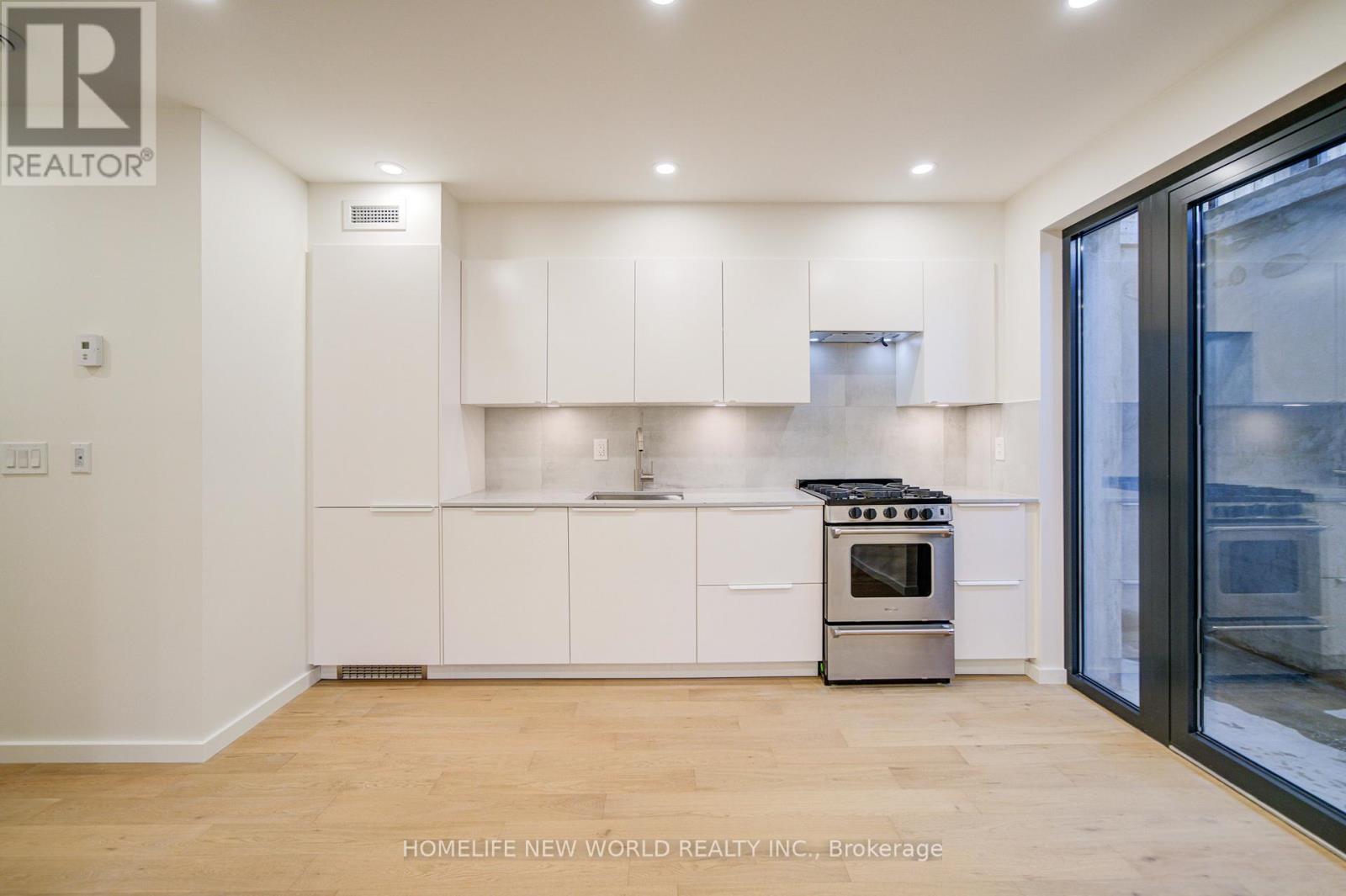 Multiplex at UNIT 5 - 78 GLADSTONE AVENUE, Toronto