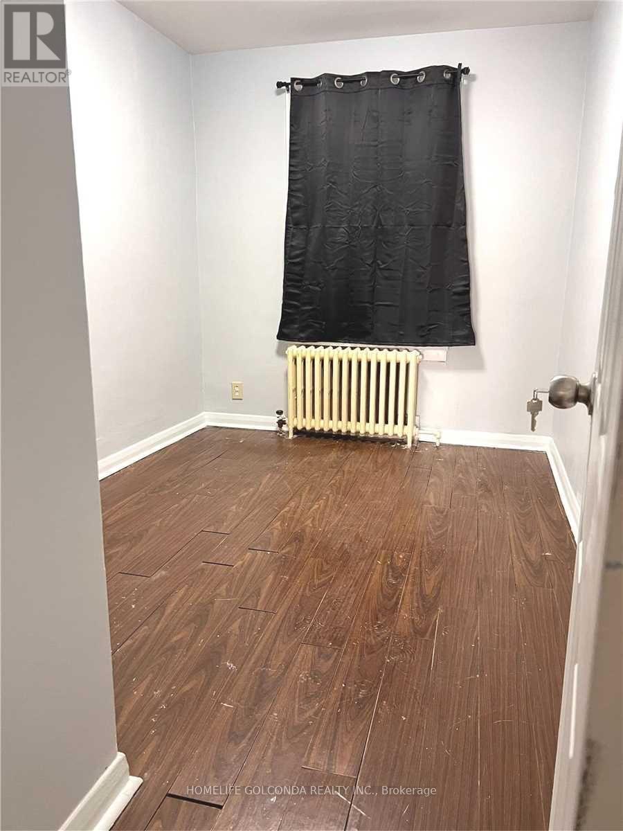 Multiplex at 3RD FL - 888 BLOOR STREET W, Toronto (Palmerston-Little Italy)