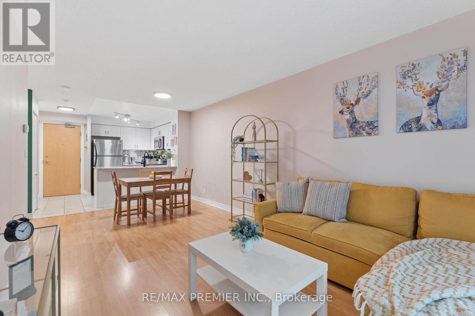 Apartment at 307 - 212 EGLINTON AVENUE E, Toronto (Mount Pleasant West)