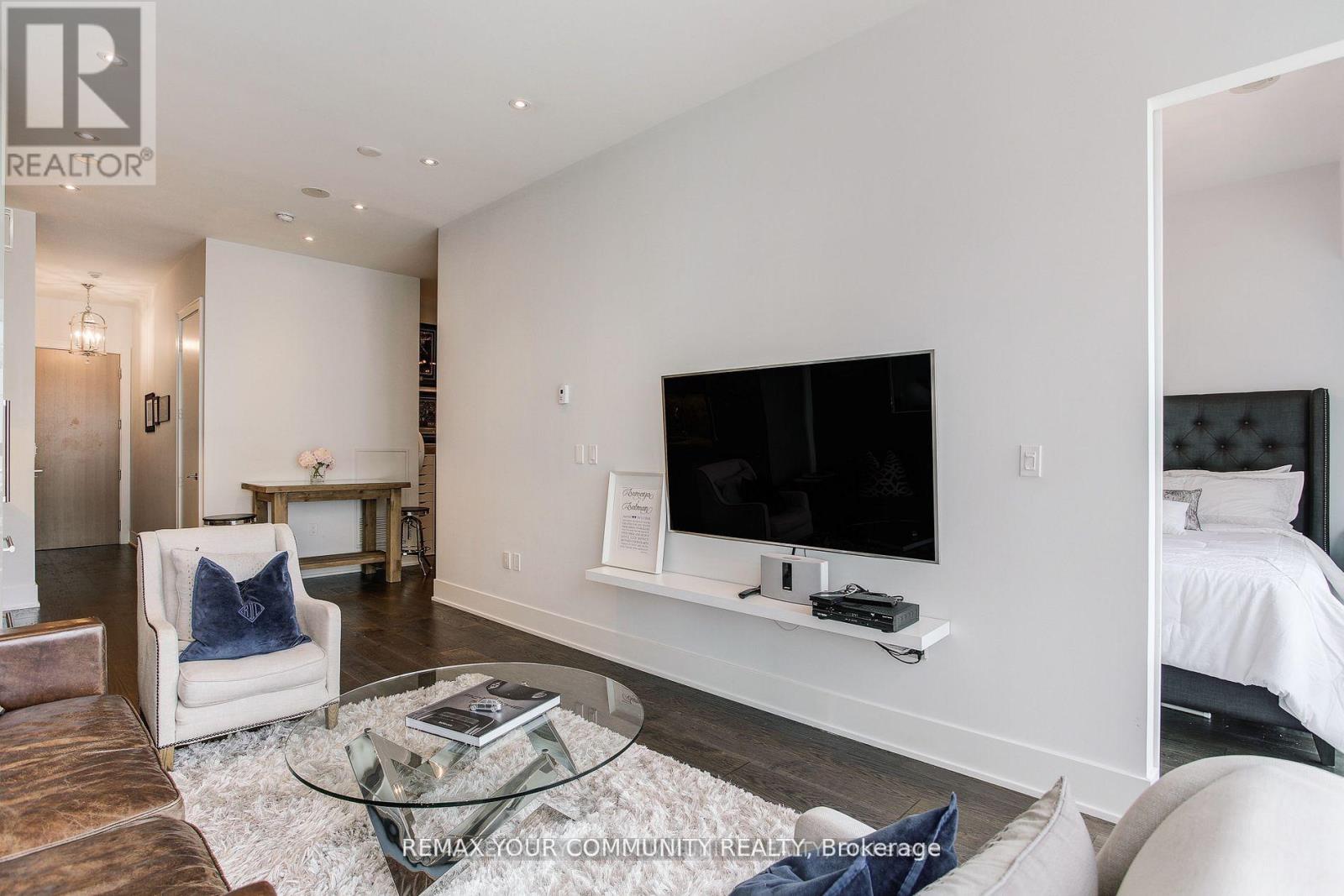 Apartment at 1109 - 39 QUEENS QUAY E, Toronto