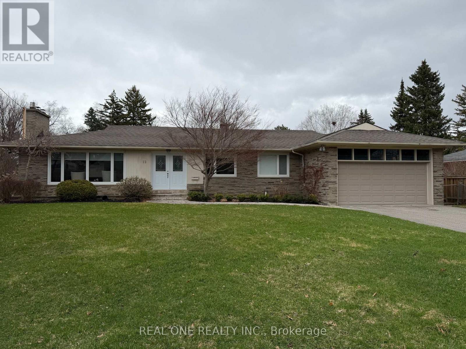 Detached at 12 KING MAPLE PLACE, Toronto (Bayview Village)