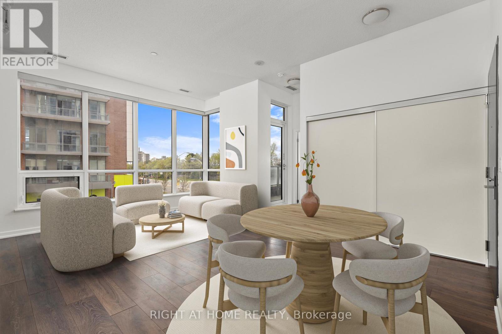 Apartment at 52 Forest Manor Rd,