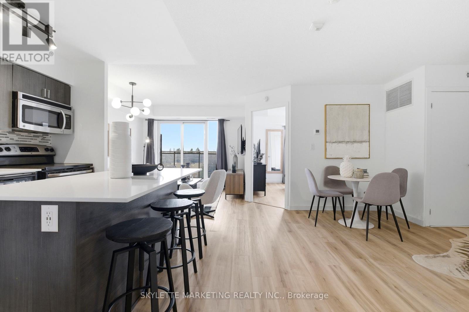 Apartment at 701 - 801 SHEPPARD AVENUE W, Toronto (Clanton Park)