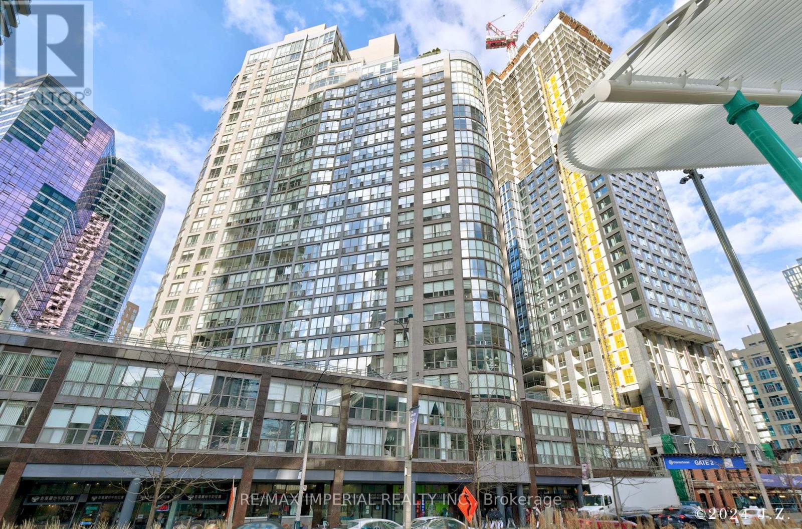 Apartment at 2201 - 24 WELLESLEY STREET W, Toronto (Bay Street Corridor)
