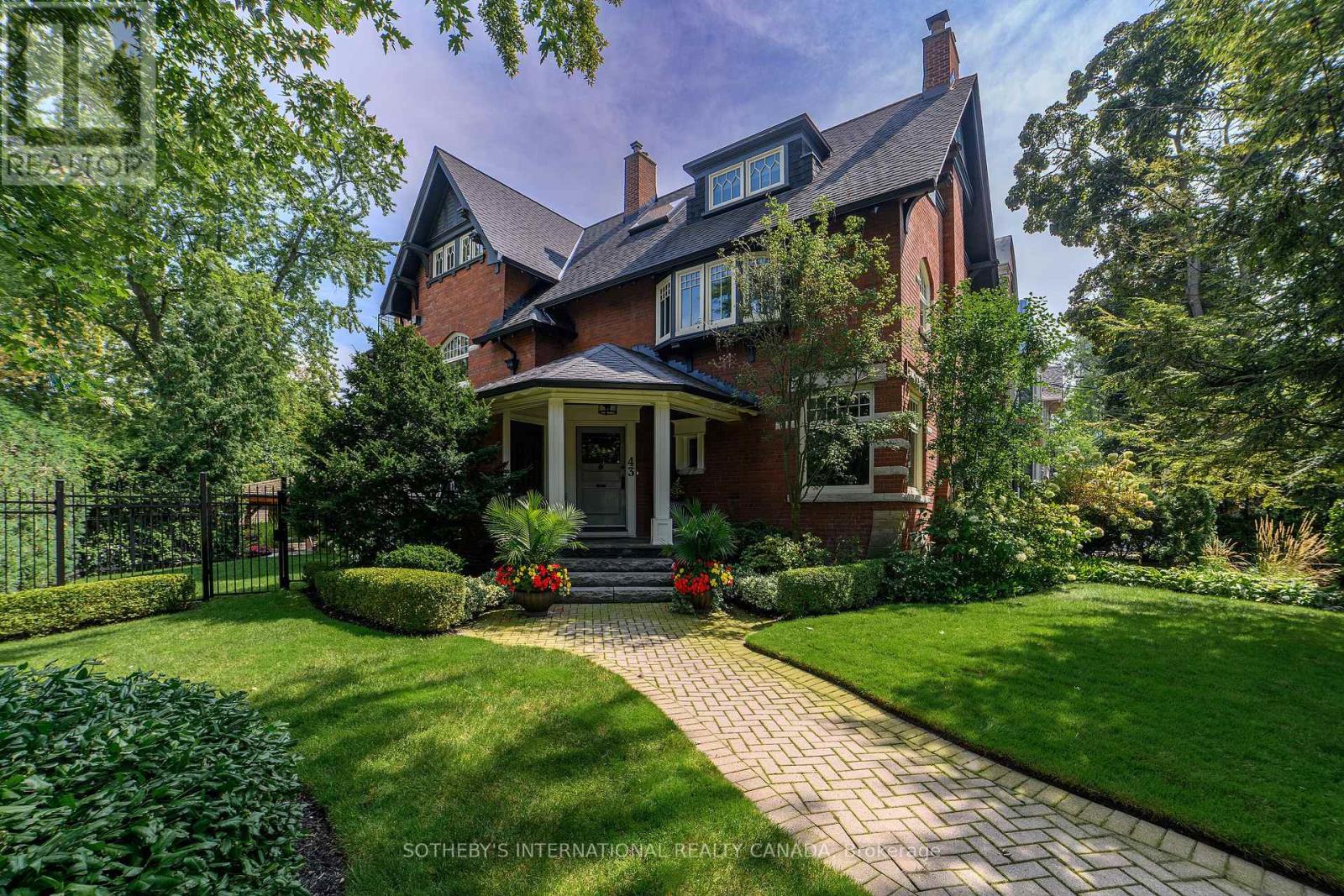 Detached at 43 MAPLE AVENUE, Toronto (Rosedale-Moore Park)
