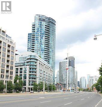 Apartment at 1005 - 600 FLEET STREET, Toronto (Niagara)