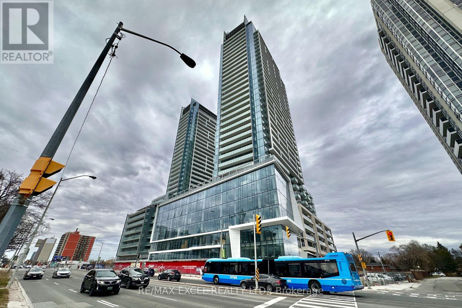 Apartment at S1113 - 8 OLYMPIC GARDENS, Toronto (Newtonbrook East)