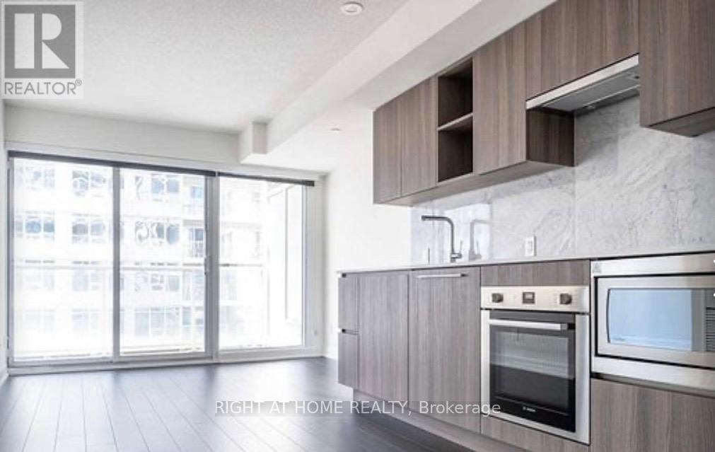 Apartment at 3205 - 17 BATHURST STREET, Toronto (Waterfront Communities)