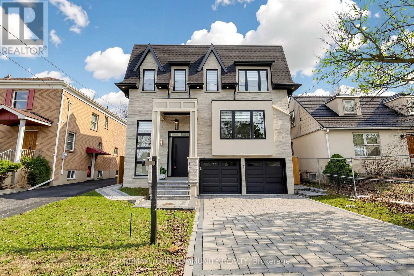 Detached at 97 RANEE AVENUE, Toronto (Englemount-Lawrence)