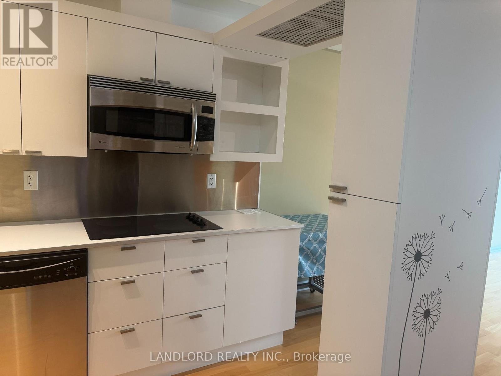 Apartment at 1620 - 111 ELIZABETH STREET, Toronto