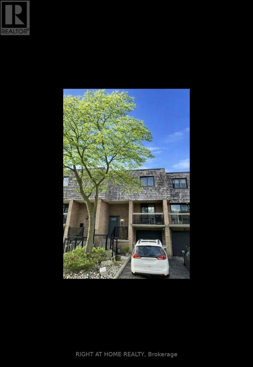 Townhouse at 22 - 6 GLADE CARSE WAY, Toronto (Westminster-Branson)
