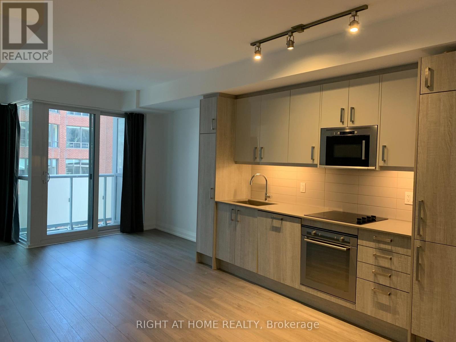 Apartment at 1010 - 77 MUTUAL STREET, Toronto (Church-Yonge Corridor)