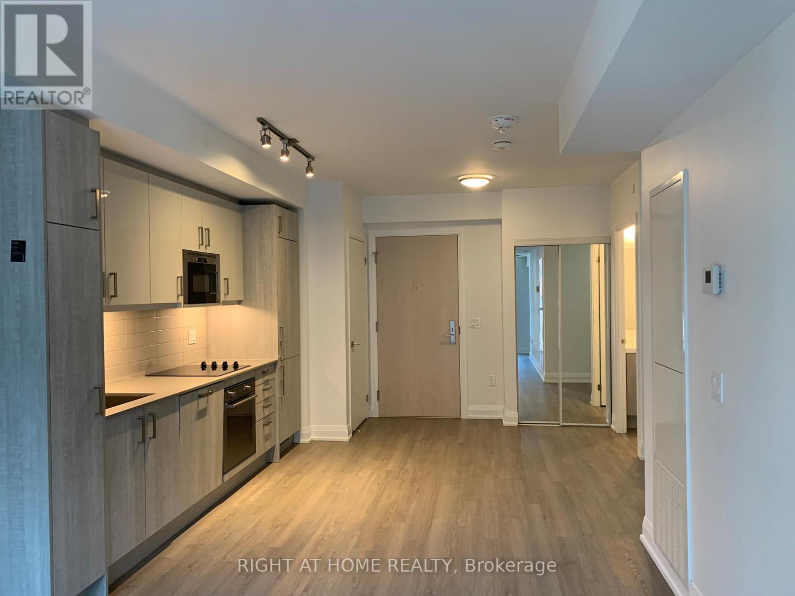 Apartment at 1010 - 77 MUTUAL STREET, Toronto